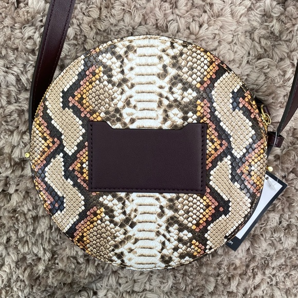 ‼️SALE‼️ Nine West Circle Round About Crossbody - Picture 3 of 8